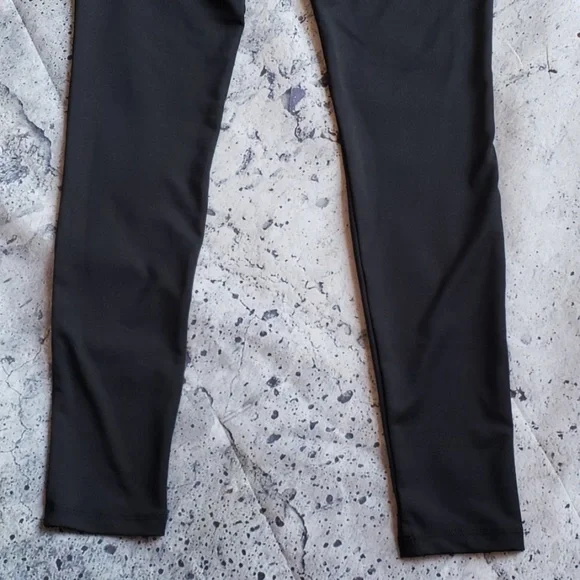 Material Girl. Juniors Active Hi-Waist Tie Front Leggings - Picture 8 of 8